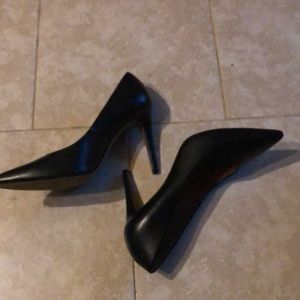 Size 12 heels, 5” heels like new condition